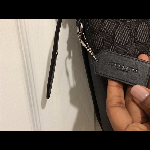 Coach Signature Dufflette w Black Leather Trim - Picture 7 of 7